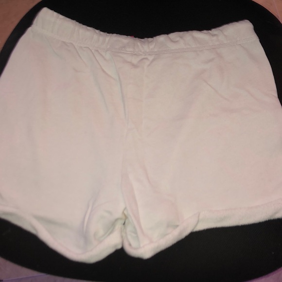 “Love” shorts - Picture 5 of 5